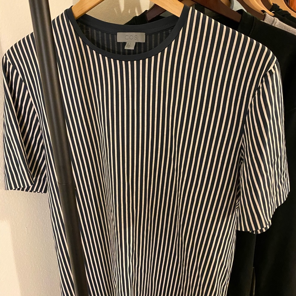 Cos men blue white stripe T-shirt
